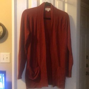 Rust colored cardigan-sweater